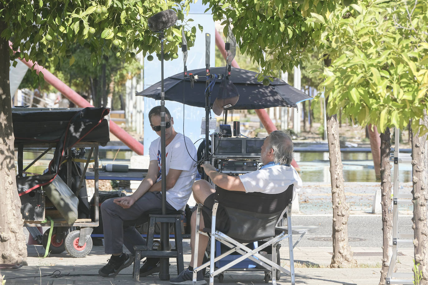 La Cartuja vive el rodaje de '1992', la serie de Álex de la Iglesia para Netflix