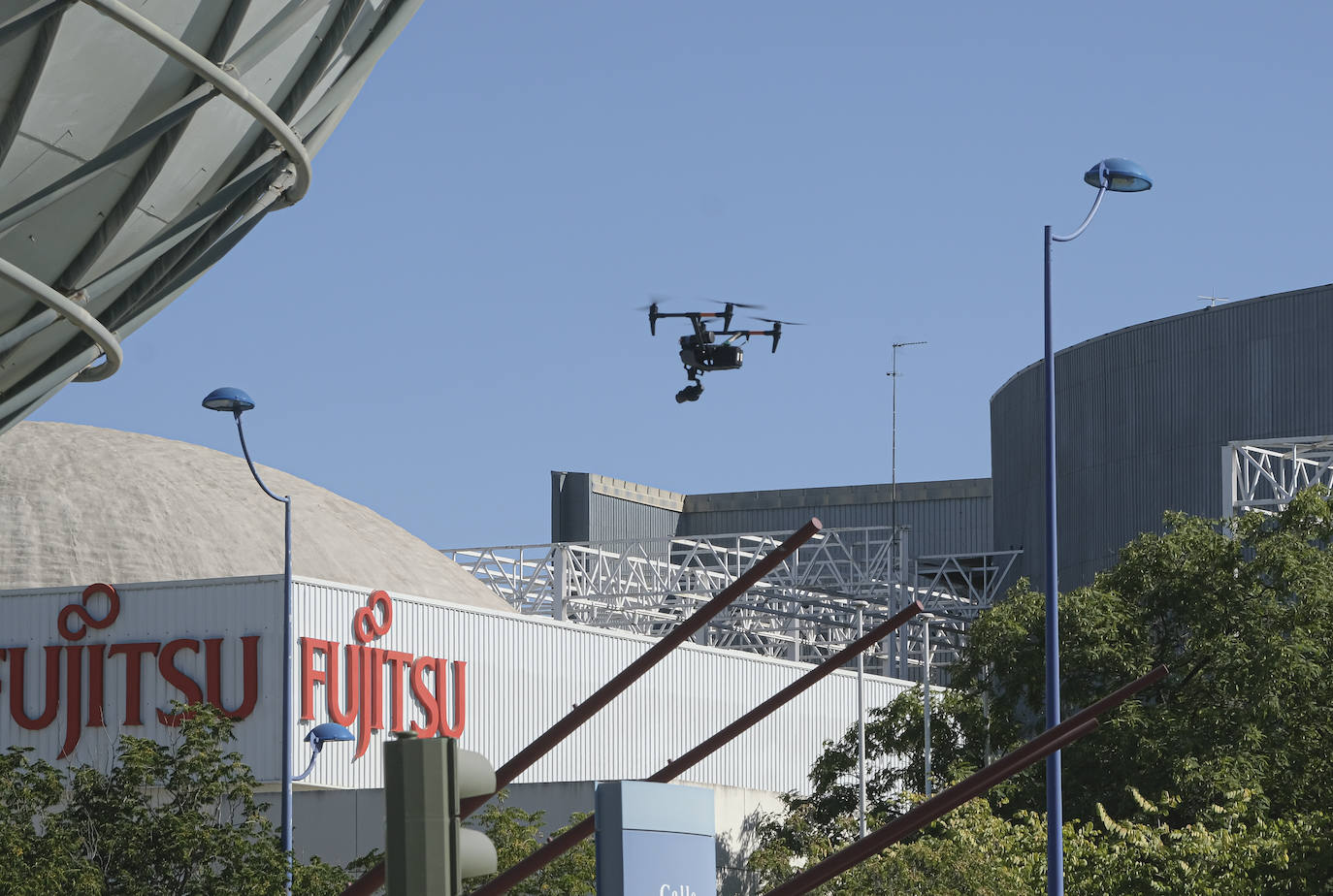 La Cartuja vive el rodaje de '1992', la serie de Álex de la Iglesia para Netflix