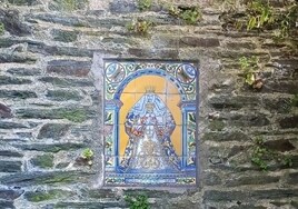 La Virgen de los Reyes, en un pueblo de la Bretaña francesa
