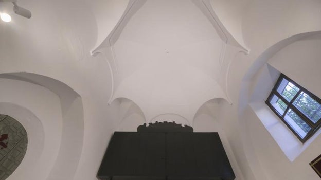 Techos de la sacristía donde se encuentran los restos del antiguo espacio de culto de la época de Alfonso X El Sabio