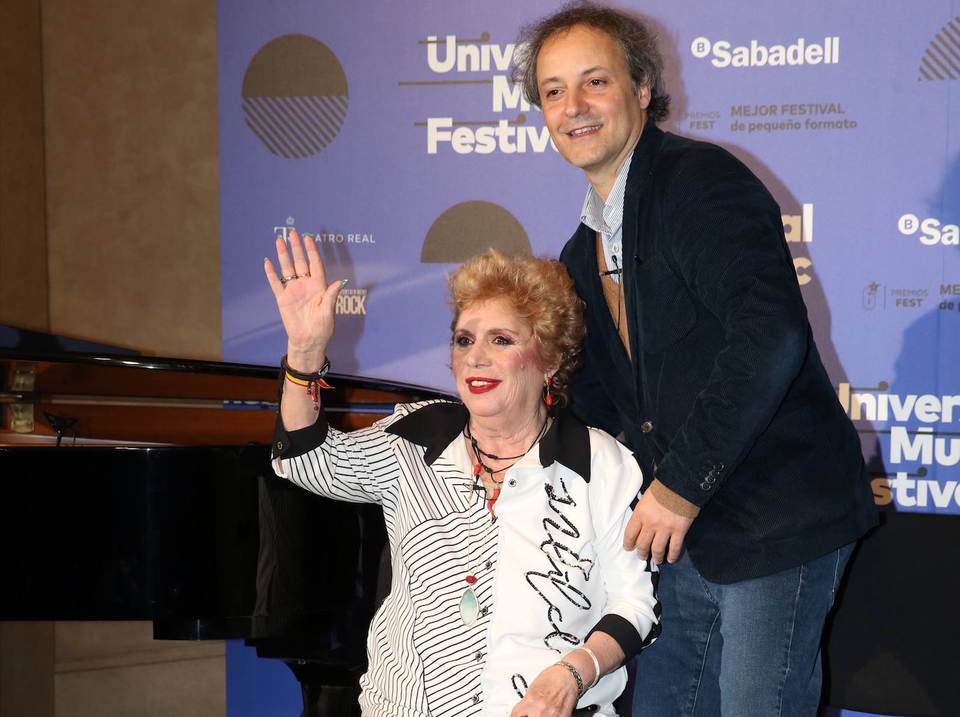 Momentos de la vida de la artista sevillana María Jiménez