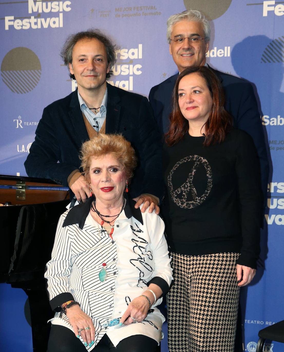 Momentos de la vida de la artista sevillana María Jiménez