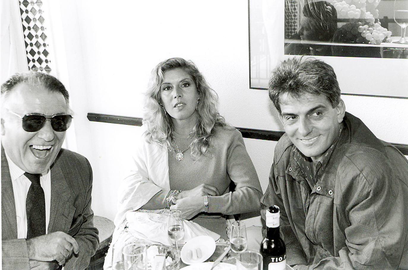 Momentos de la vida de la artista sevillana María Jiménez