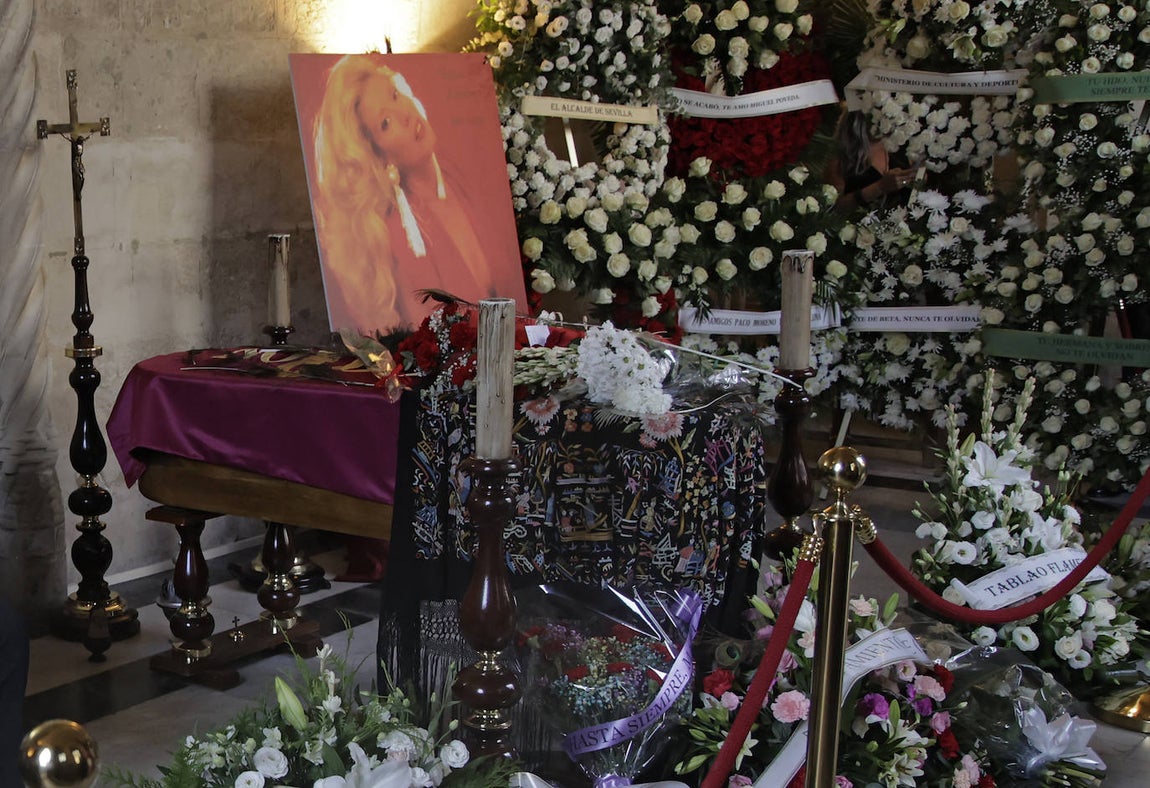 Capilla ardiente de María Jiménez en Sevilla