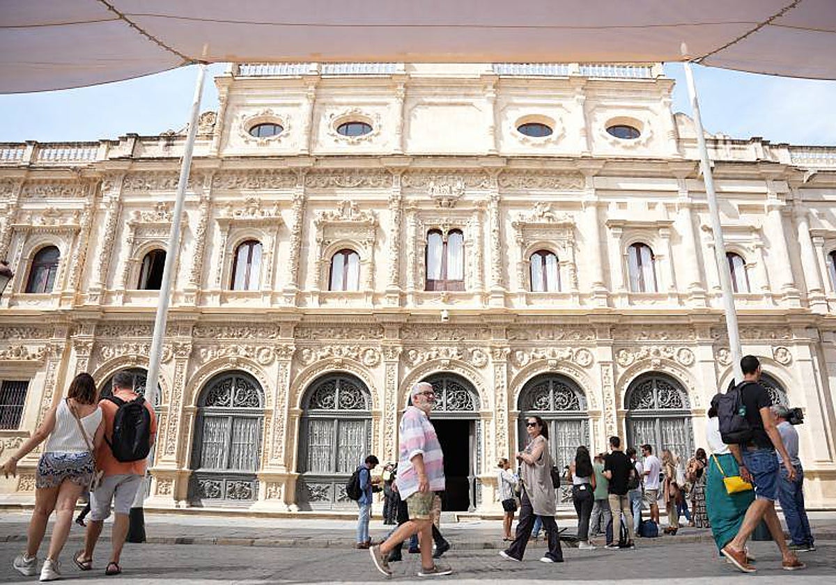 Fachada plateresca del Ayuntamiento de Sevilla
