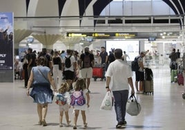 El aeropuerto de Sevilla cierra el mejor agosto de su historia y supera los 700.000 pasajeros