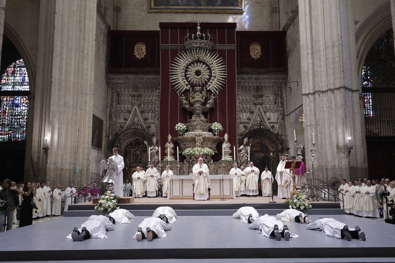 Liturgia de ordenación de nuevos sacerdotes en la Catedral