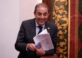 Miguel Ángel Castro: «Niego rotundamente que no tengamos un sistema democrático para elegir al rector»