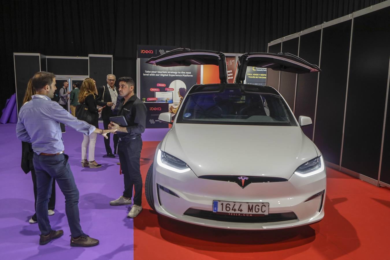 Las instalaciones de Fibes, en la inauguración del congreso internacional sobre el turismo que se celebra del 18 al 20 de octubre en Sevilla