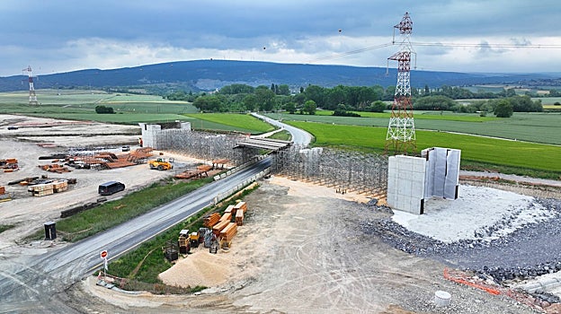 Obras del AVE Burgos-Vitoria, en la que participa Sando