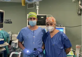 El Virgen del Rocío de Sevilla implanta por primera vez una válvula salvadora a un paciente con EPOC al que no era posible operar