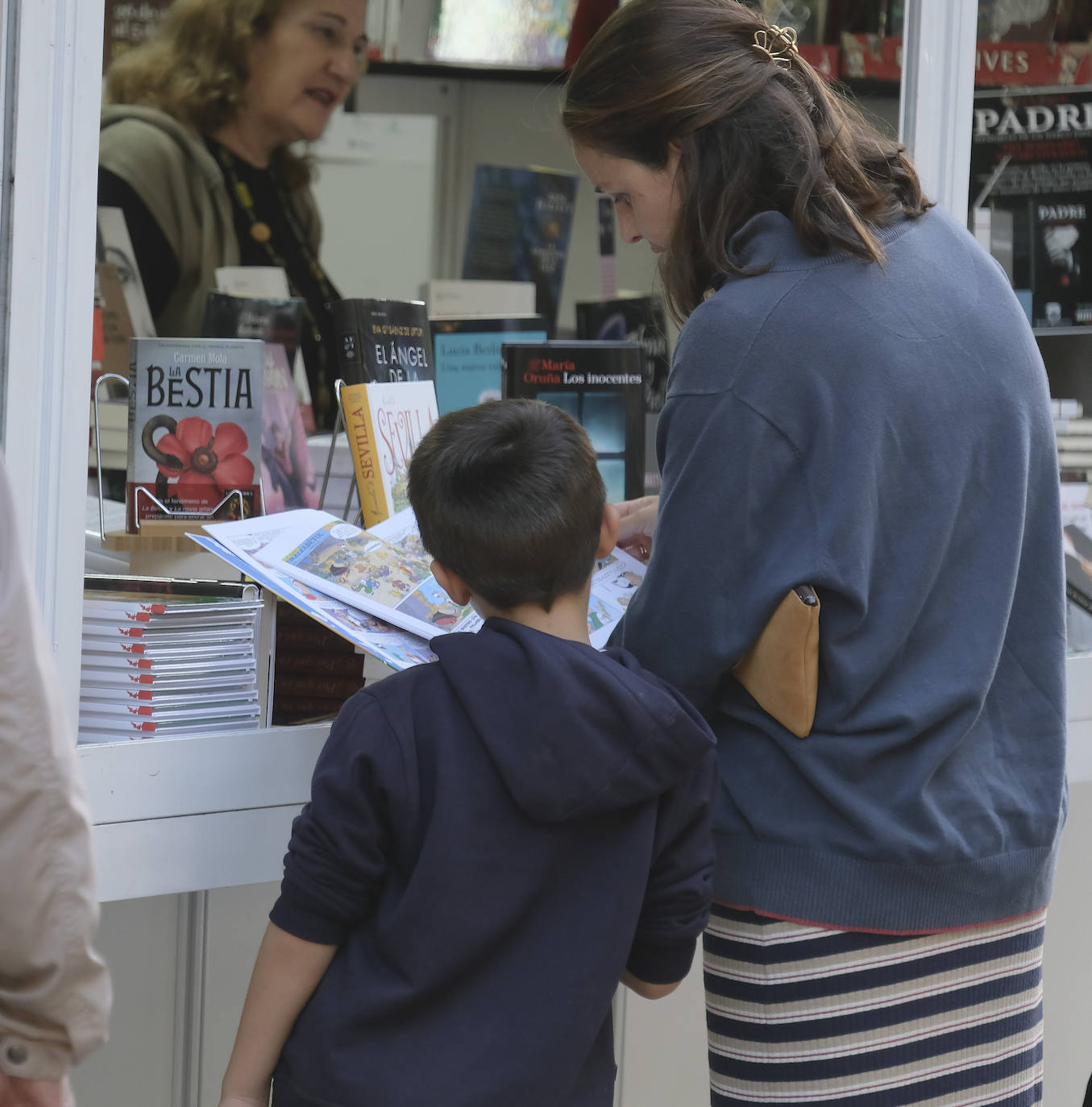 Comienzan las actividades de la Feria del Libro de Sevilla en esta jornada de viernes