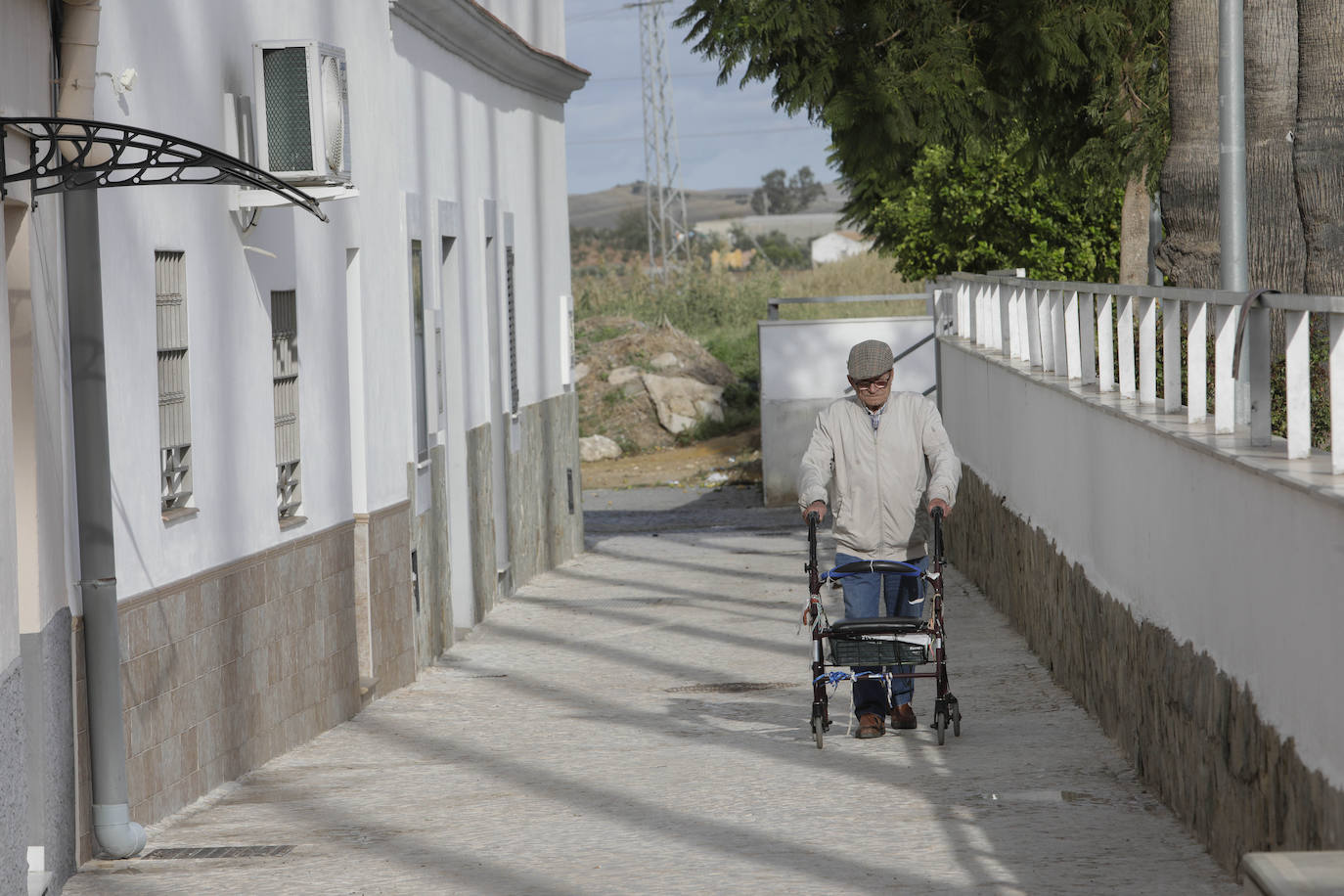 El Palmar de Troya se consolida como el municipio más pobre de España
