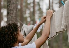 El tendedero con secadora de Leroy Merlín que se convertirá en tu mejor aliado este invierno para secar la ropa: ¿cuál es su precio?