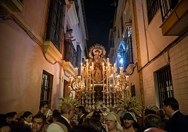 Así interpretó Tejera 'Pasan los Campanilleros' en la Virgen del Rosario de San Vicente