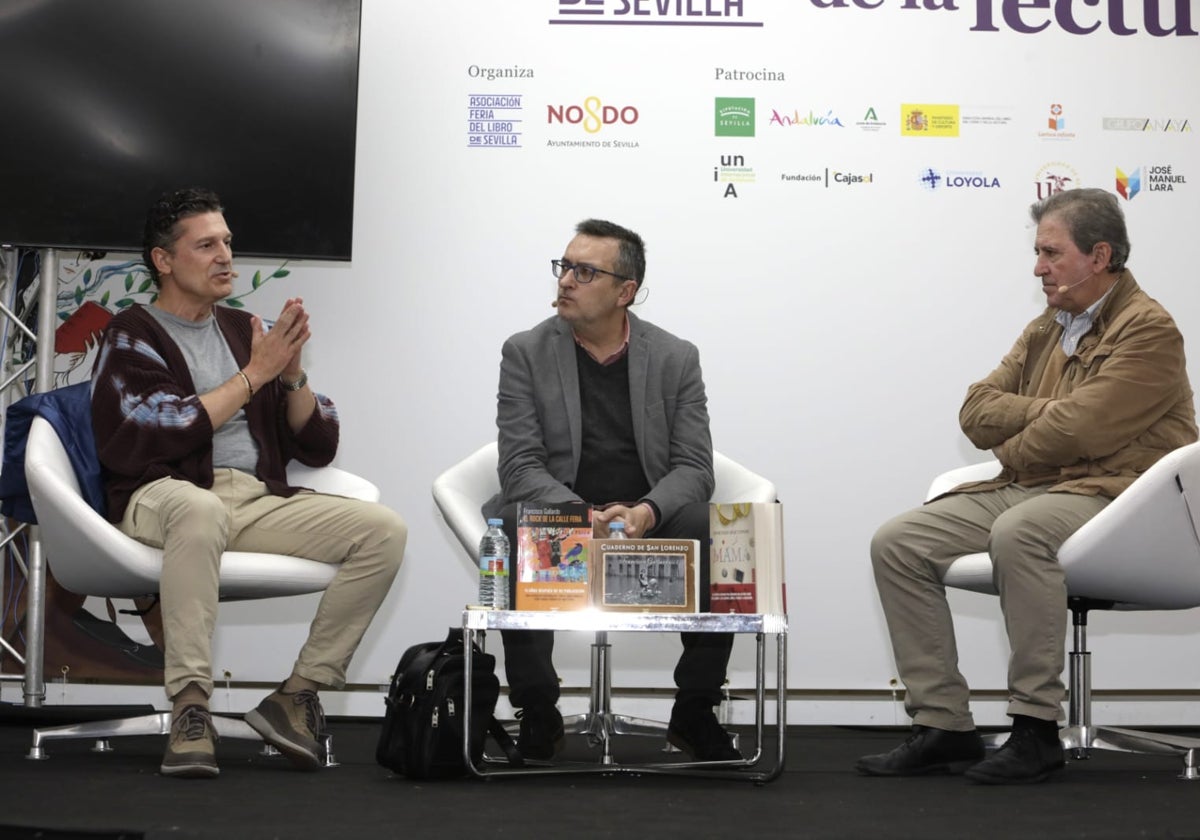 Edmundo Díaz Conde, Salvador Gutiérrez Solís y Francisco Gallardo, este domingo en la Feria del Libro de Sevilla