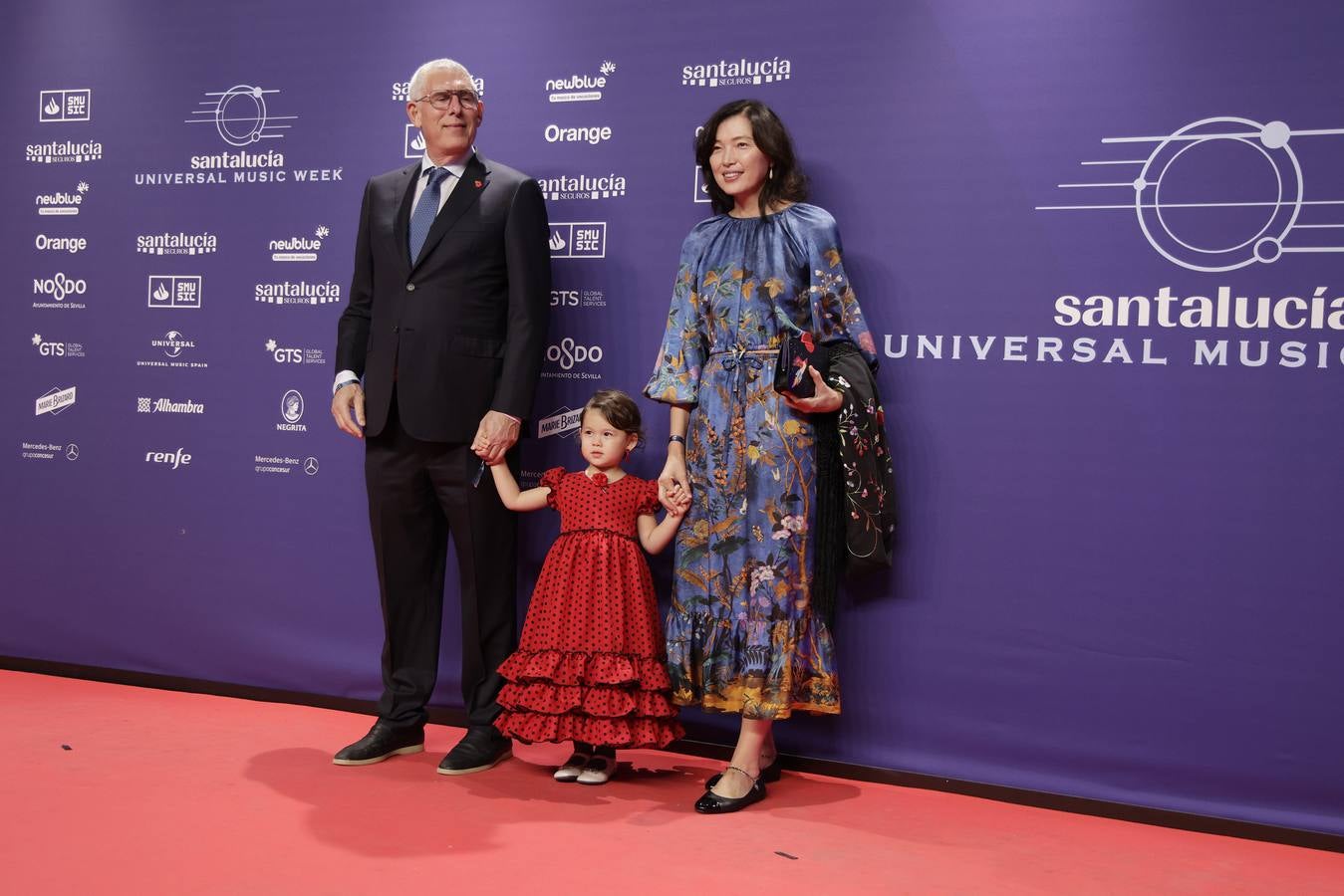 Muchos artistas acudieron a la Plaza de España para ver la gala 'El Flamenco es universal'