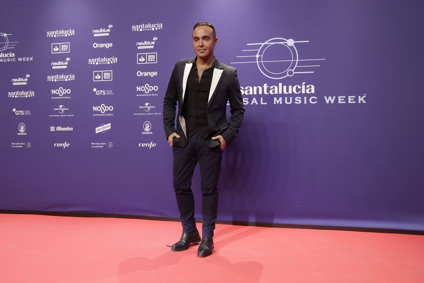 Muchos artistas acudieron a la Plaza de España para ver la gala 'El Flamenco es universal'