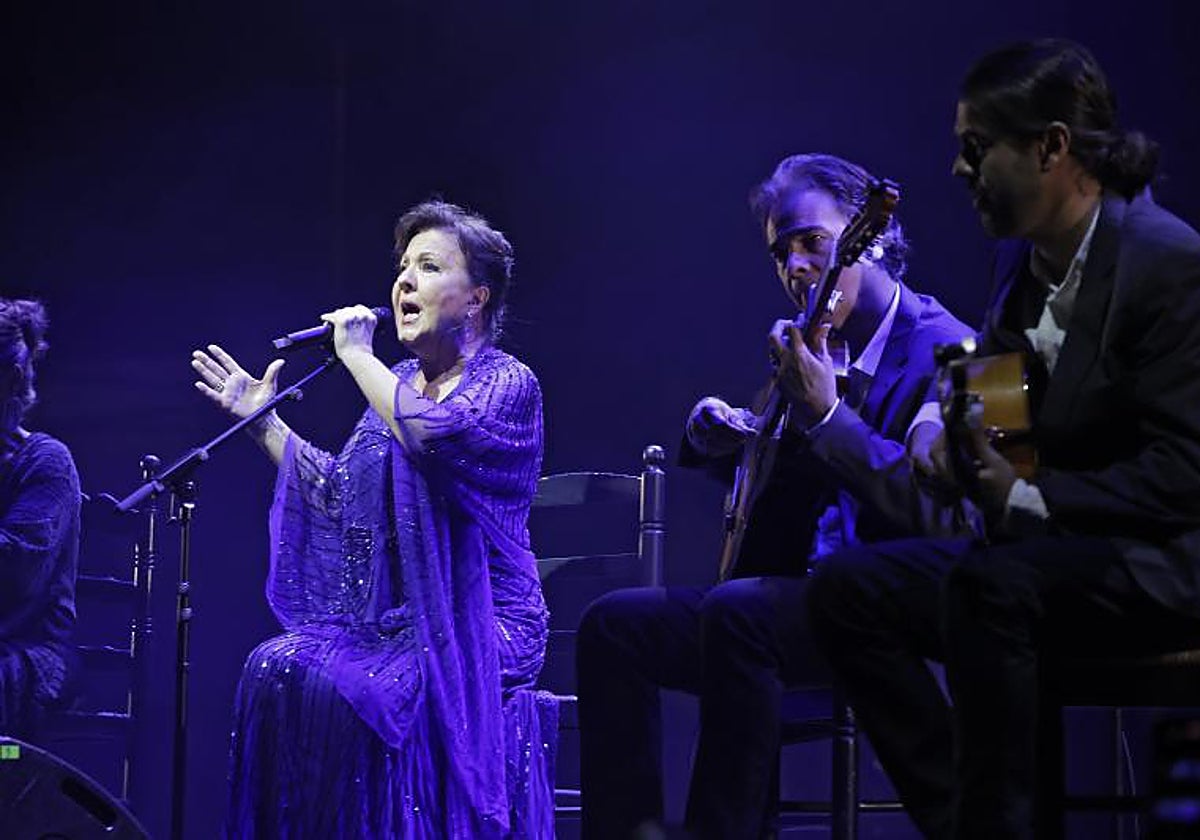 Carmen Linares abrió la gala 'El flamenco es universal'