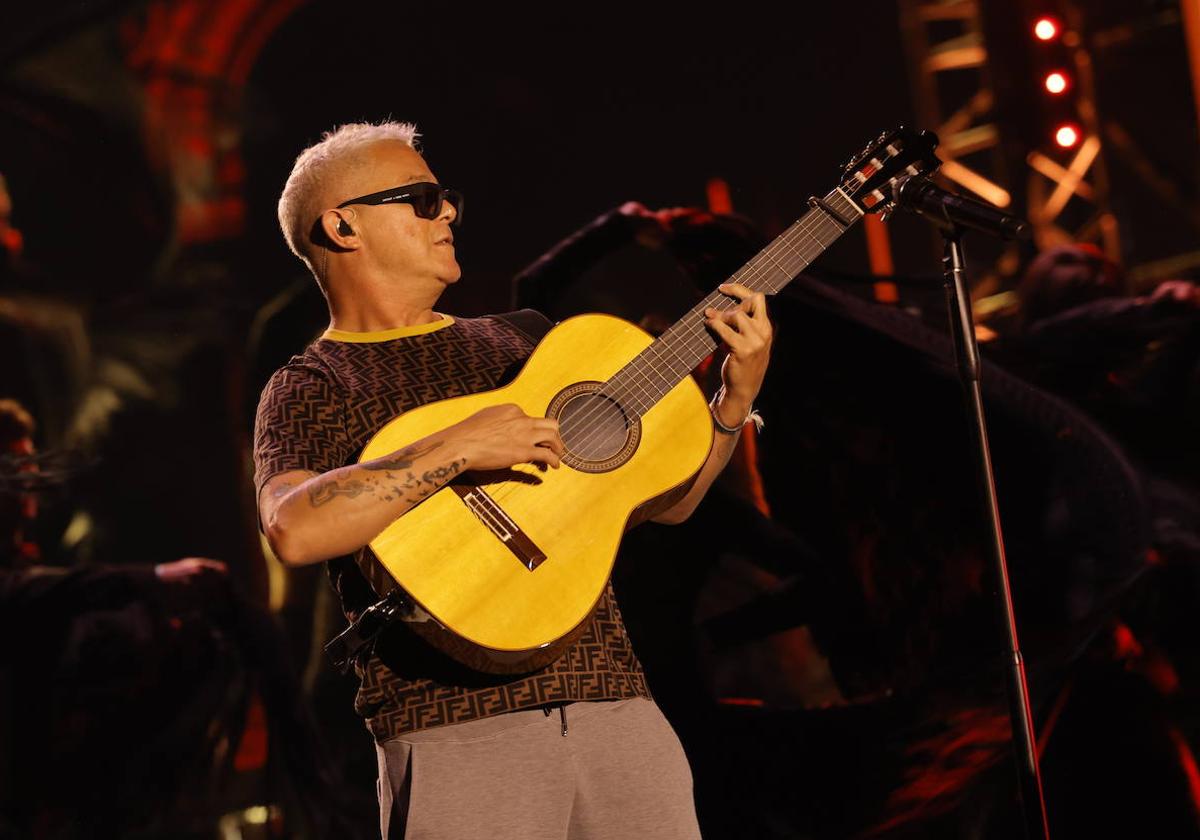 Alejandro Sanz, durante uno de los ensayos de su actuación en los Grammy Latinos