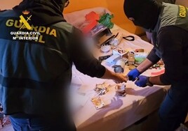 Detenidas siete personas de una misma familia dedicada a la venta de cocaína a domicilio por Sevilla