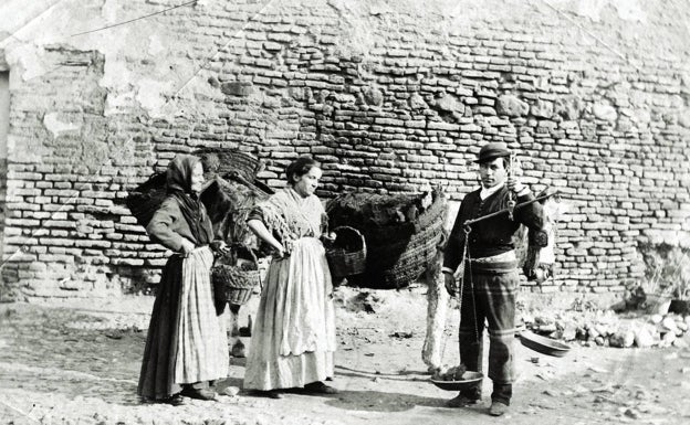 Vendedor de carbón ambulante 1879