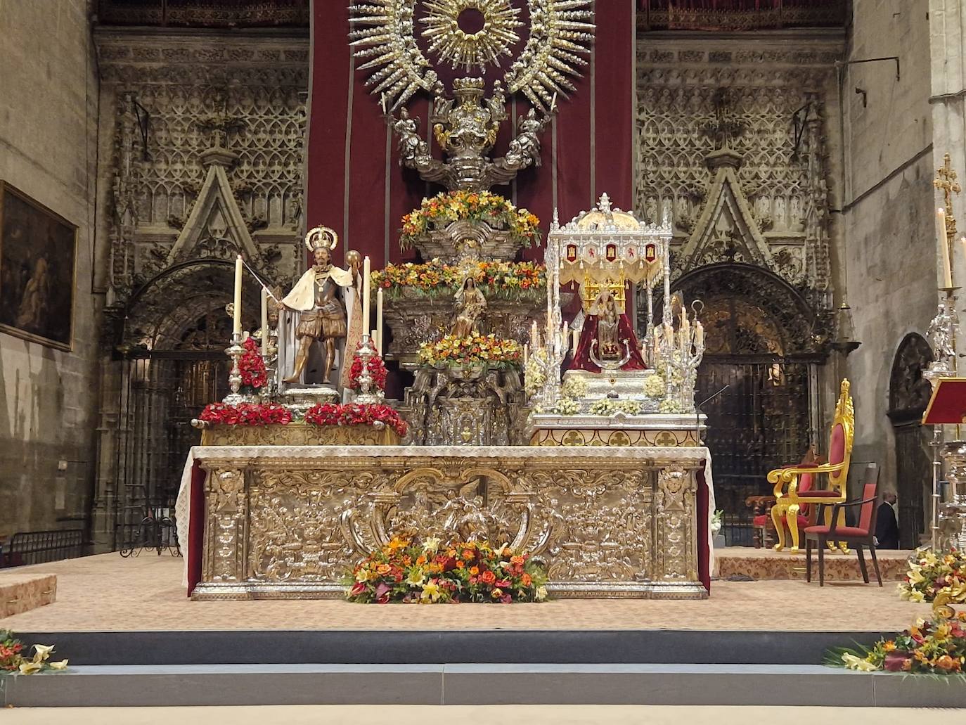 La procesión extraordinaria de la Virgen de Valme y San Fernando recorre Sevilla
