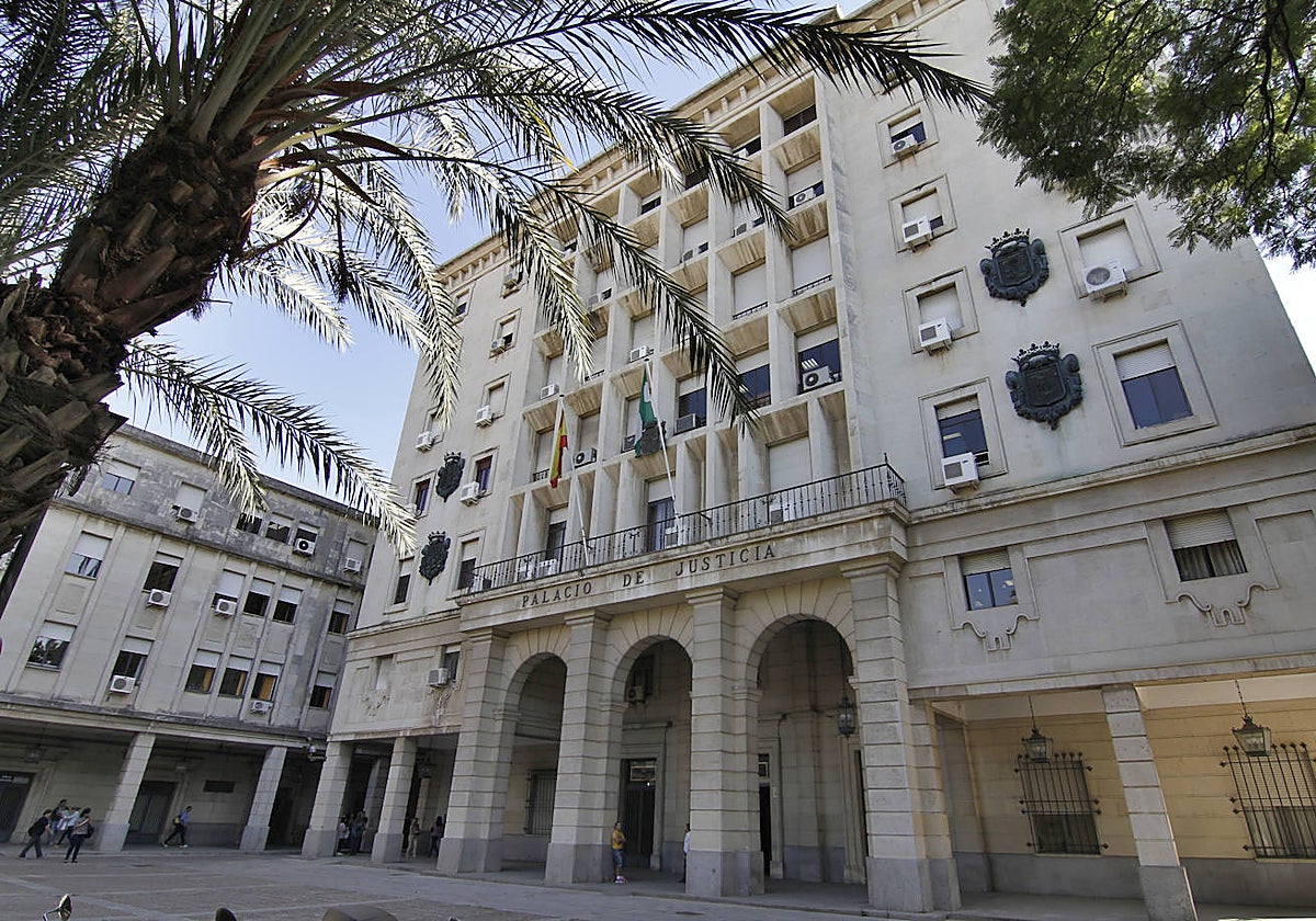El acusado fue juzgado en la Audiencia de Sevilla