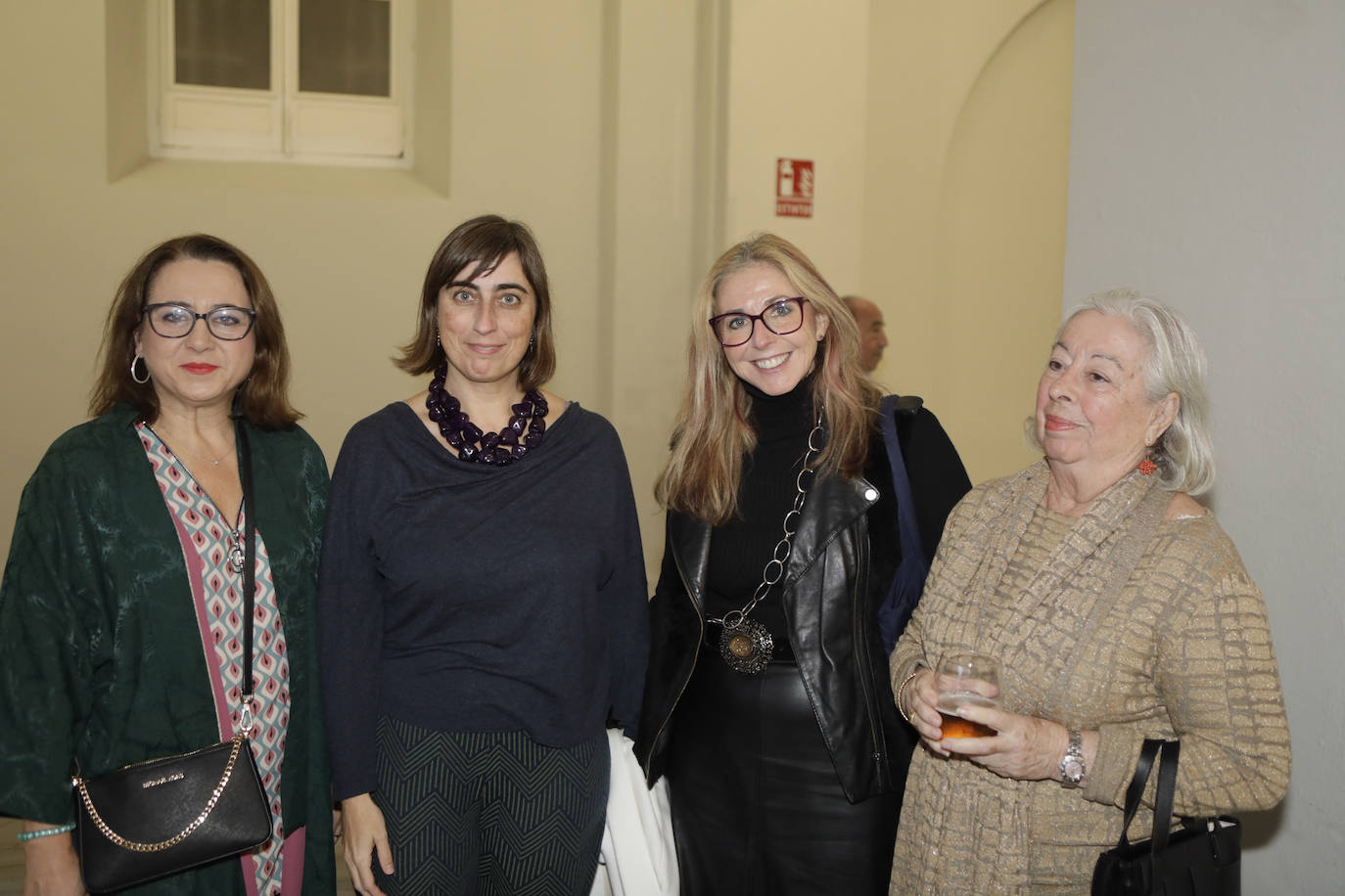  Carmen Castro, Emilia Gómez, María Jode Carrascosa y Rosario Gutiérrez