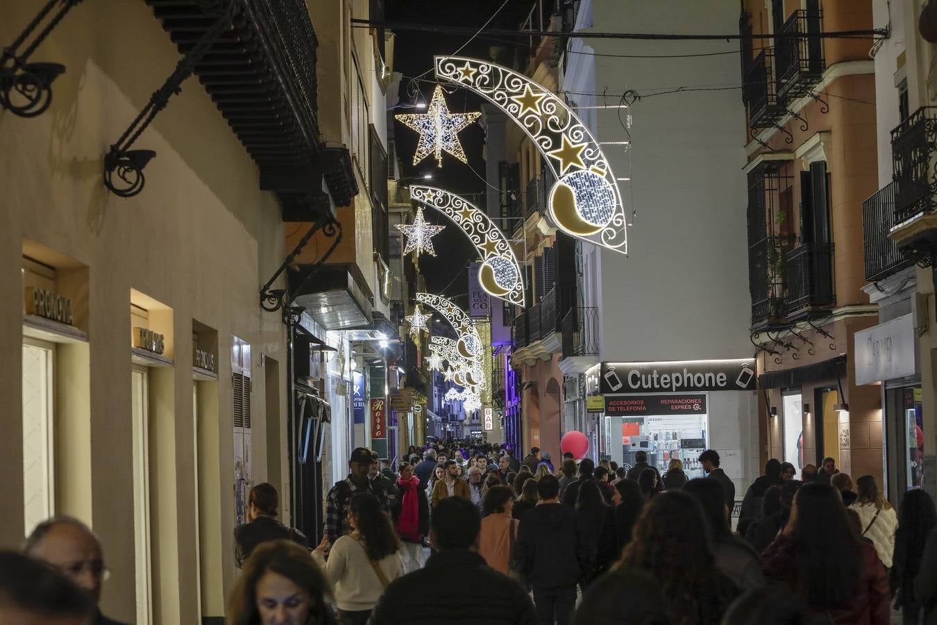 El Centro de Sevilla iluminado para esta Navidad de 2023