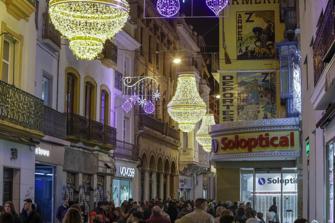 El Centro de Sevilla iluminado para esta Navidad de 2023