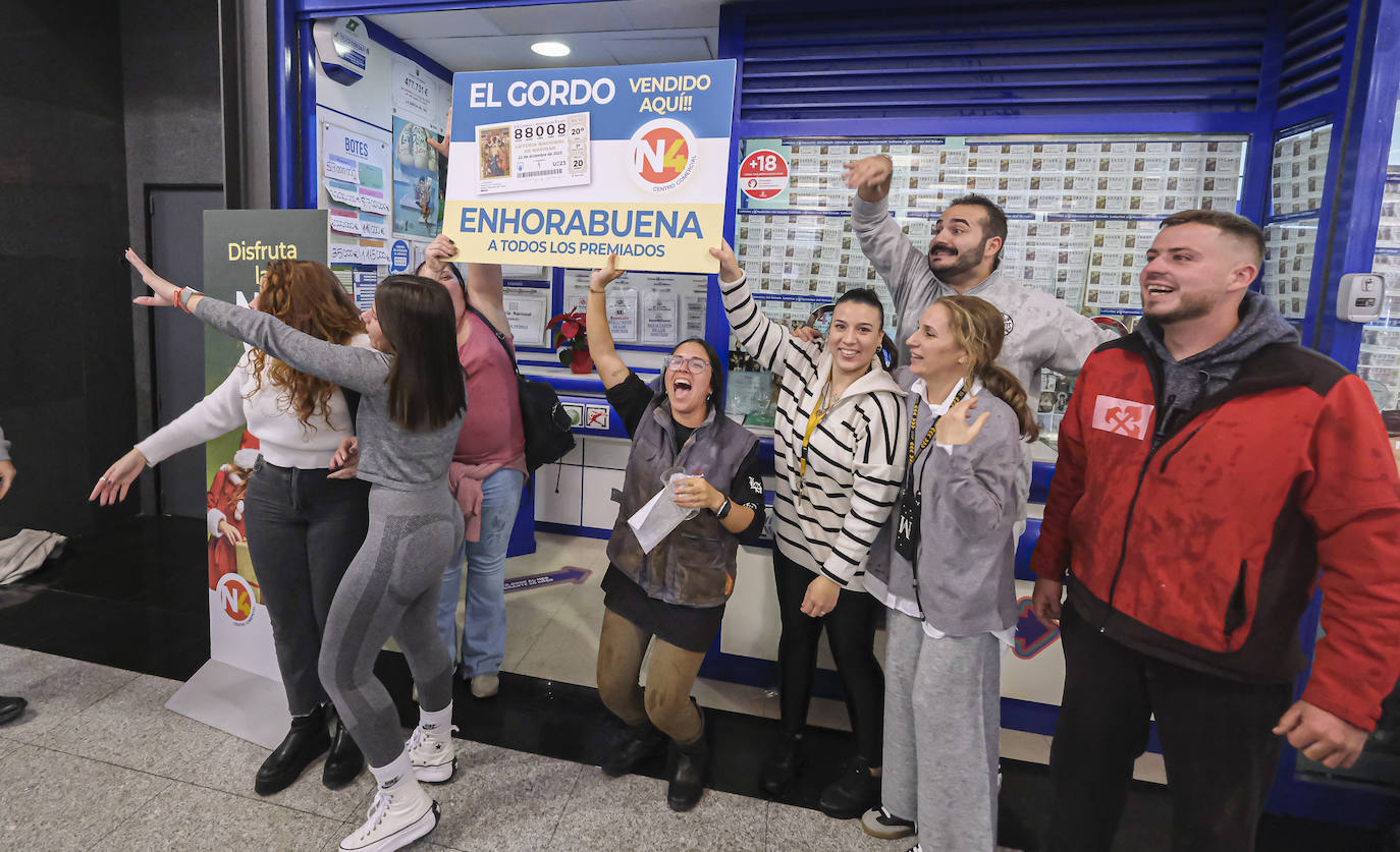 El Gordo de la Lotería de Navidad 2023 deja 60 millones de euros en Écija