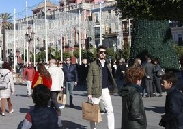 Sevilla recibe ya más turistas estadounidenses que franceses