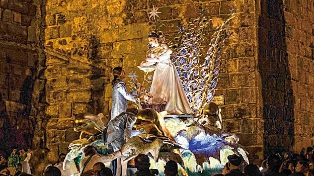 Carroza de la Estrella de la Ilusión de una edición pasada de la Cabalgata de Reyes Magos de Carmona