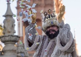 Los Reyes Magos ilusionan a Sevilla