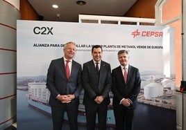 Cepsa y C2X convertirán al Puerto de Huelva en el principal hub de metanol verde de Europa