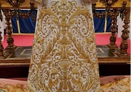Así es la nueva saya bordada de la Virgen de las Aguas del Museo