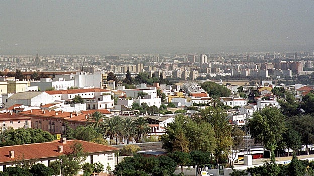 La casa por el tejado: los siete barrios de Sevilla que siguen incomunicados