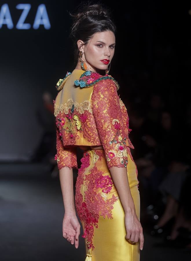 Quinto desfile de marcas emergentes con Nuria Moraza, Ángela Trigo y José Paco Couture