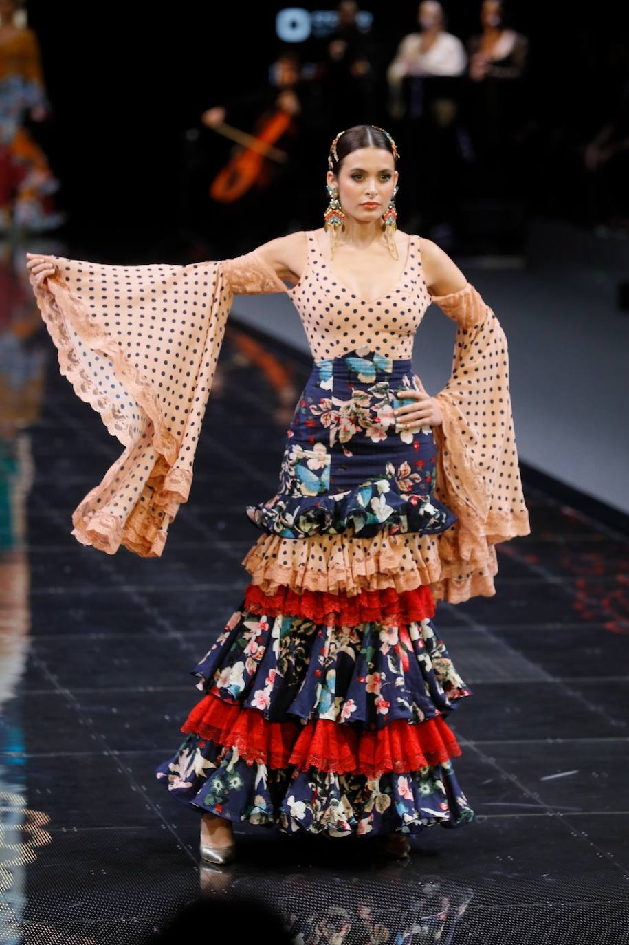 El desfile de Aurora Gaviño en SIMOF 2024