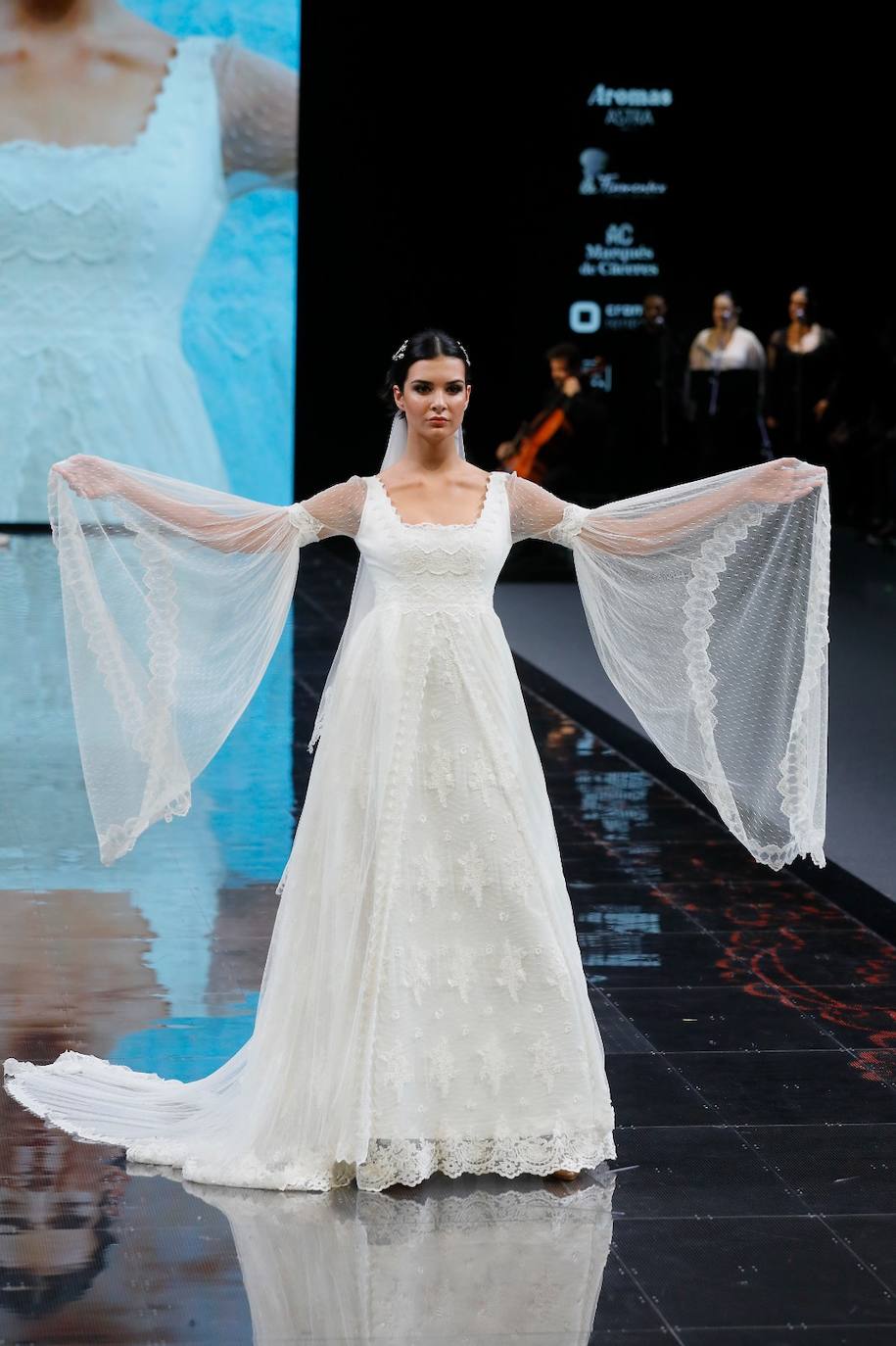 El desfile de Aurora Gaviño en SIMOF 2024