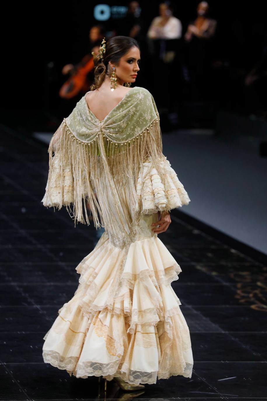 El desfile de Aurora Gaviño en SIMOF 2024