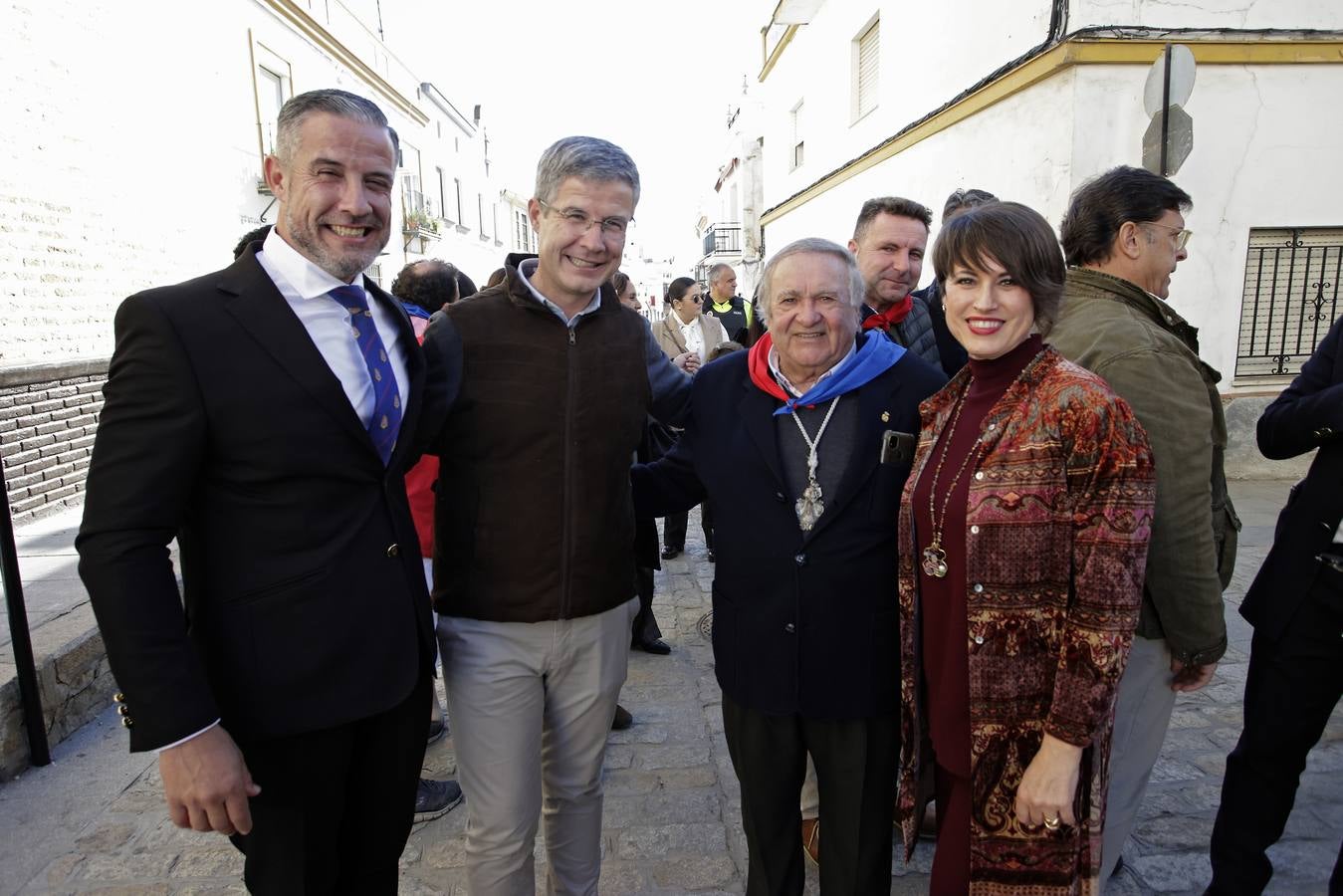 Momentos del encierro celebrado este sábado en La Puebla del Río