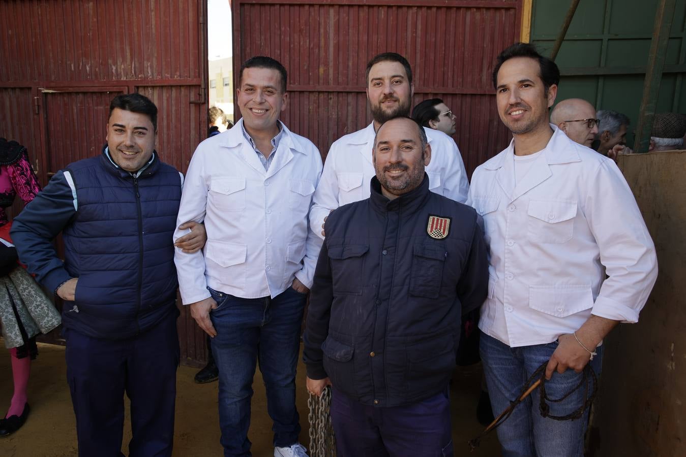 Momentos del encierro celebrado este sábado en La Puebla del Río