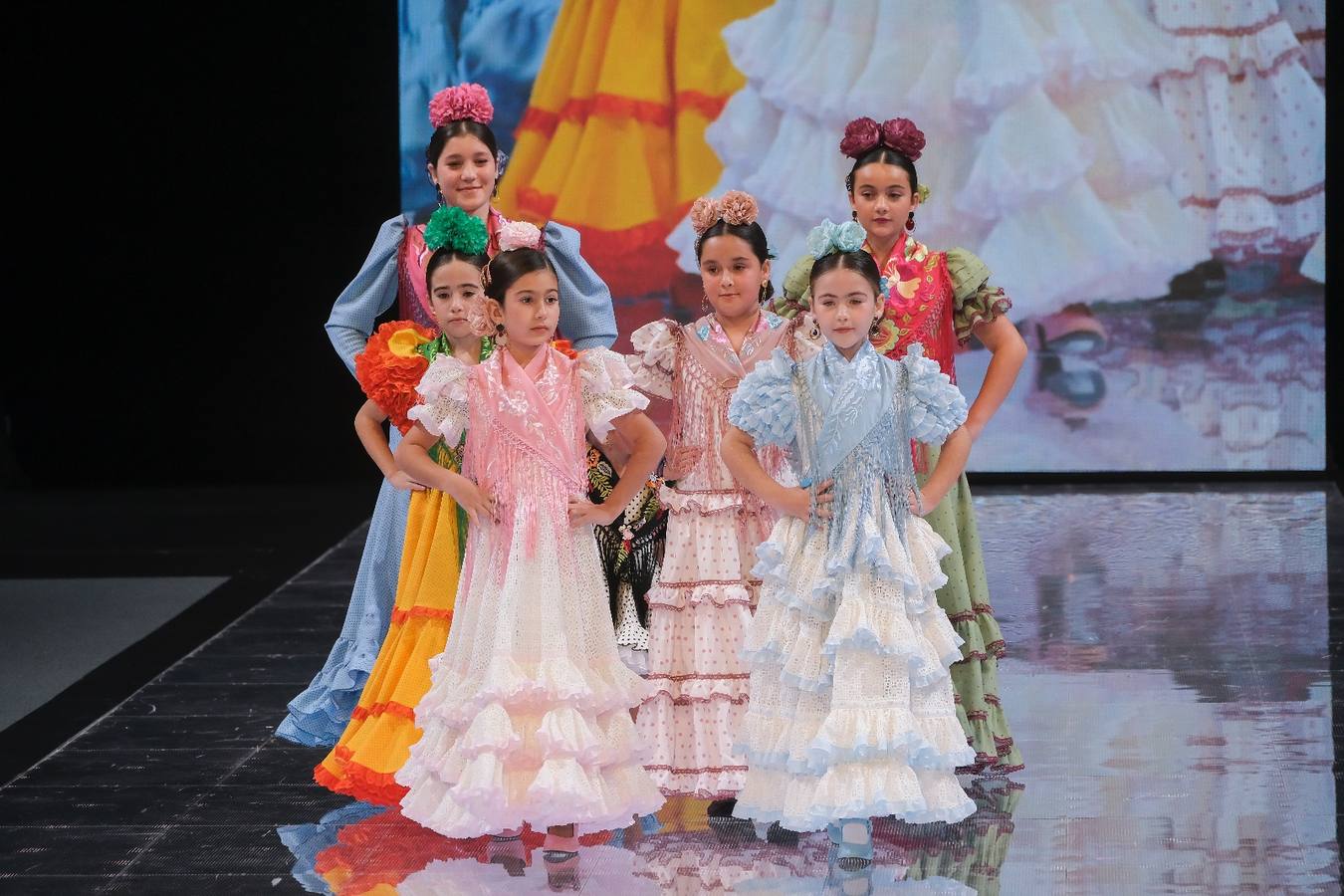 Desfile de Diseño Hermanas Serrano