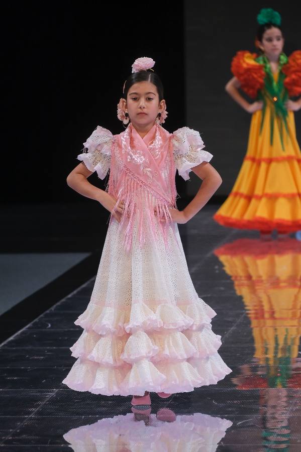 Desfile de Diseño Hermanas Serrano