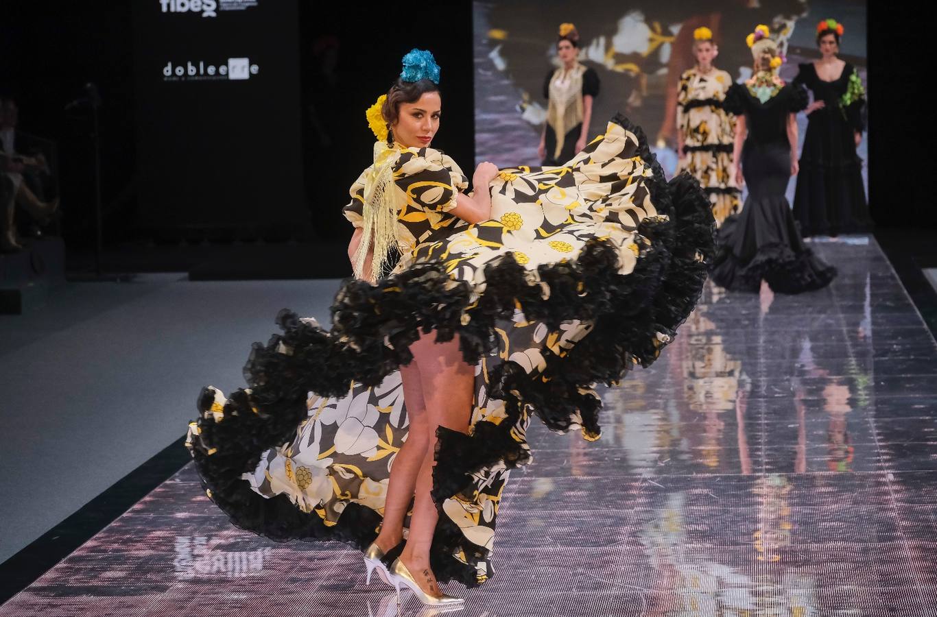 Desfile de Diseño Hermanas Serrano