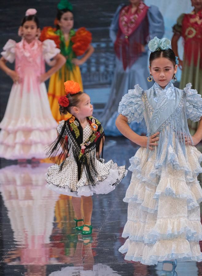 Desfile de Diseño Hermanas Serrano