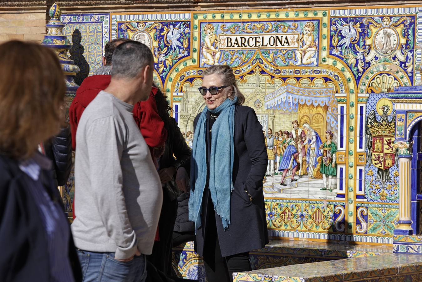 Hillary Clinton, en su visita a la Plaza de España y el Archivo de Indias