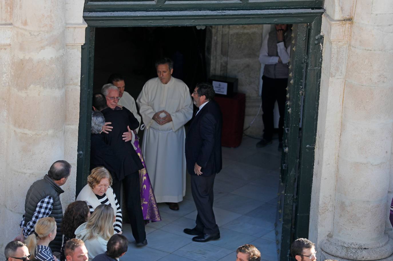 Multitudinario adiós a la familia de Morón fallecida en accidente de tráfico cuando viajaban para ver al Sevilla en Copa